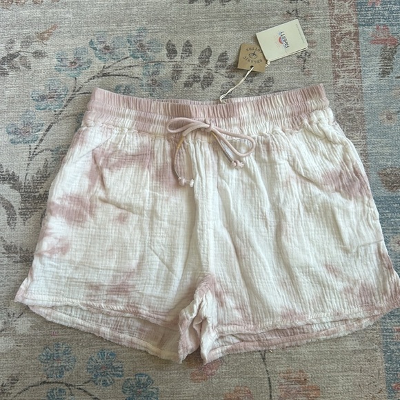 Faherty Topanga Organic Cotton Short In Ventura Tie Dye Pink NWT Size Medium - Picture 7 of 11
